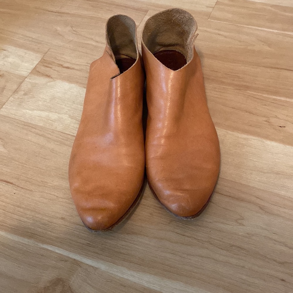 Sevilla Smith handmade shoes. Size 8.5 US